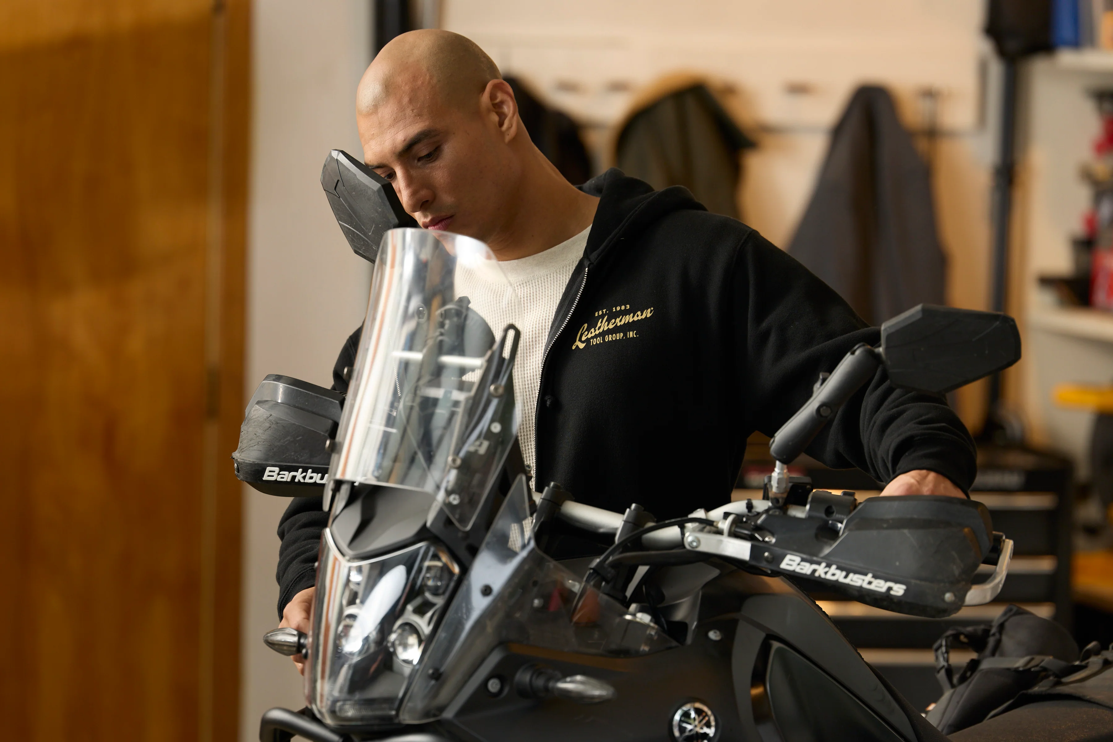 Vintage Zip - Image 3